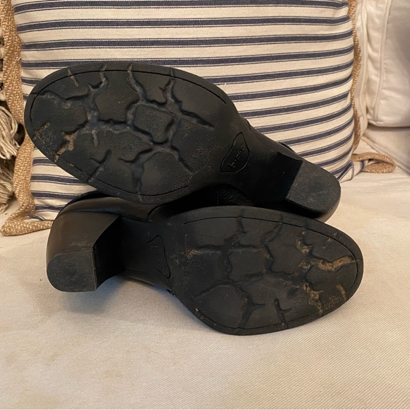 Goegeius B.O.C. Boots - Picture 8 of 10